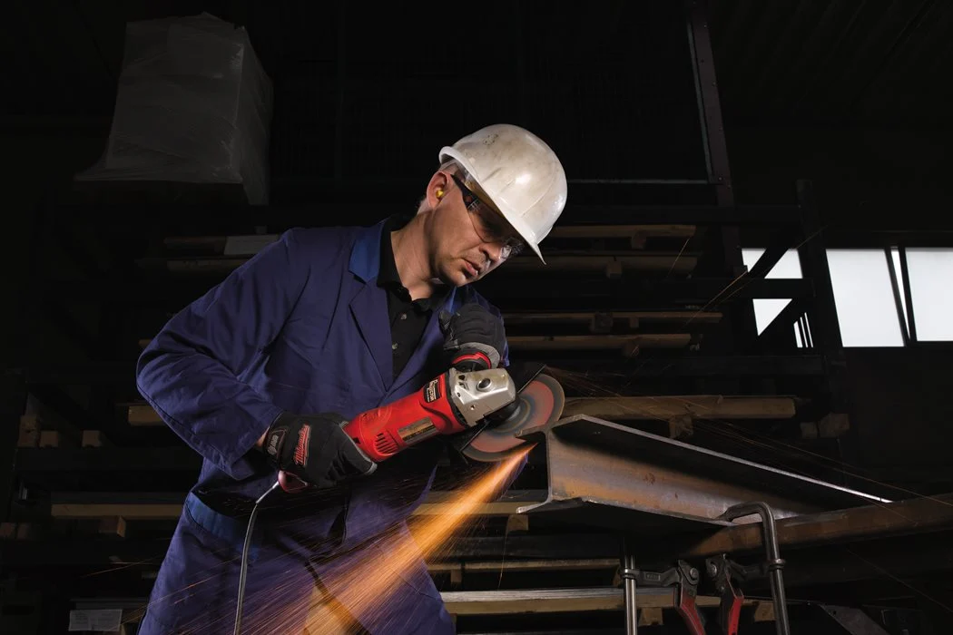 milwaukee AGV17-125XE