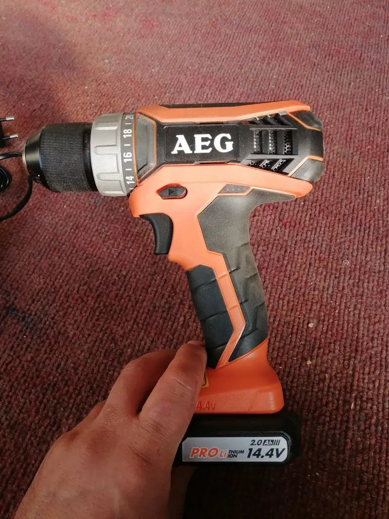 AEG BS 14 G3 LI-202C Cordless Driver Drill