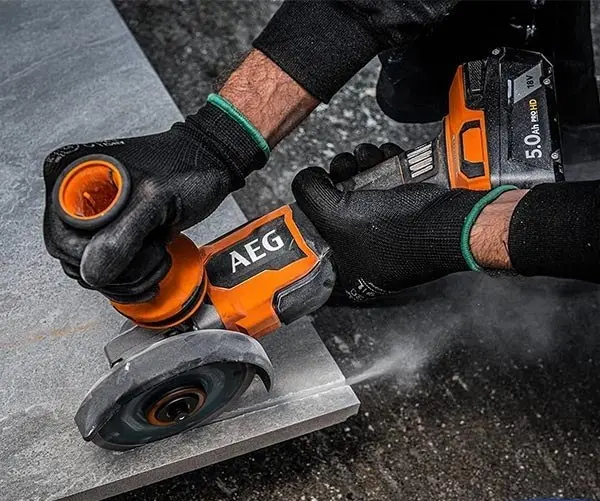aeg BEWS18-230BLLI-602C
